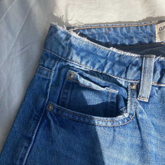 GARAGE Wide-leg Raw-edge Jeans - Picture 4 of 10